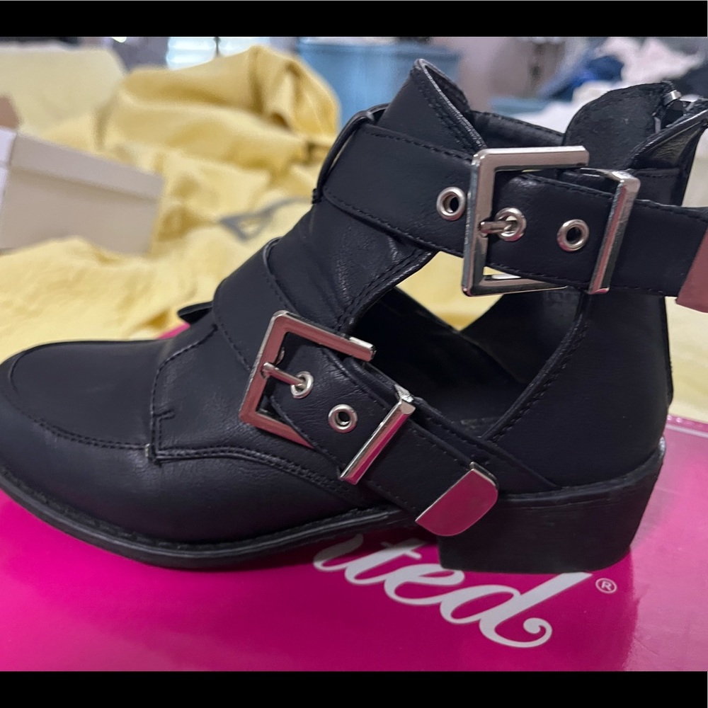 Wanted boots
